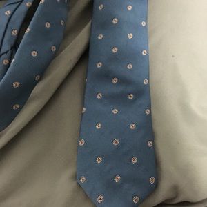 Vintage blue tie